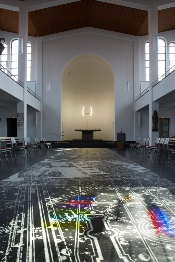 DEEDS NEWS - Mischa Kuball un finished - 5 - VG Bild-Kunst Bonn 2021 Foto Stefanie Heider