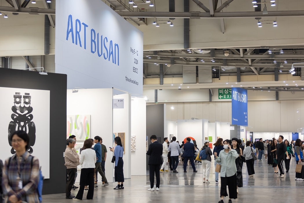 DEED-NEWS-Art-Busan-AB2025-Panoramablick-auf-die-Art-Busan-2024.jpg
