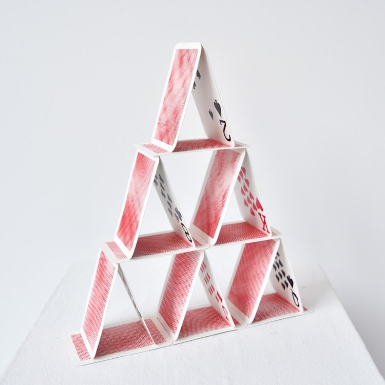 DEEDS NEWS - Sebastien_Gaudette - HouseOfCardsIII - courtesy Galerie Martin Mertens-min