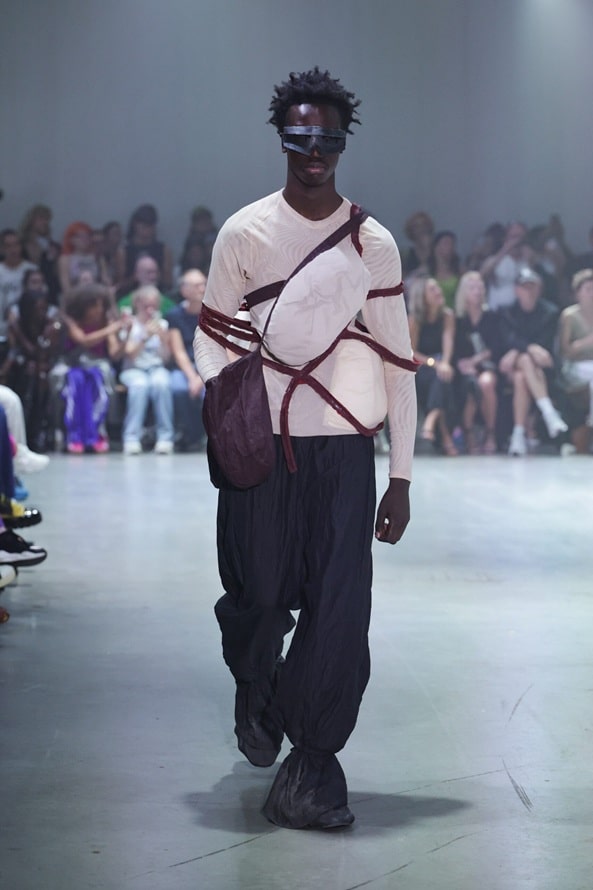 DEEDS.NEWS - Amsterdam Fashion Week - Lichting Peter Wertmann - Credits Peter Stigter