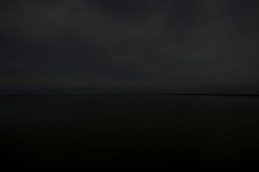 DEEDS NEWS - Alfred Ehrhardt Stiftung - Marc-Oliver Schulz, Ablaufendes Wasser 01.09.2010 -c- Marc-Oliver Schul