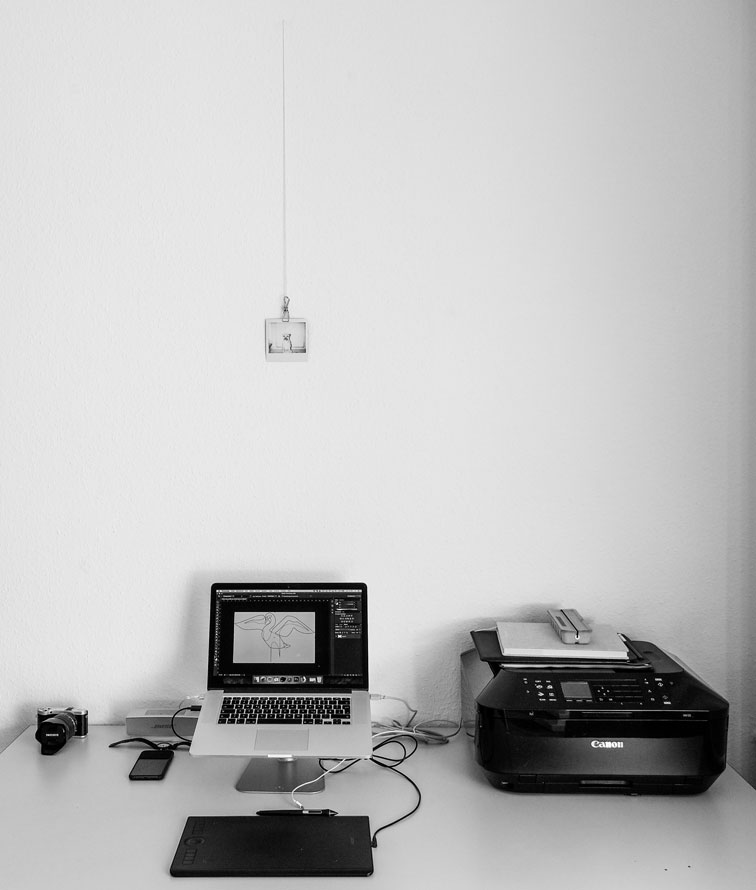 DEEDS.NEWS-Arbeitsplatz-Artist-Mo-Ganji-Berlin