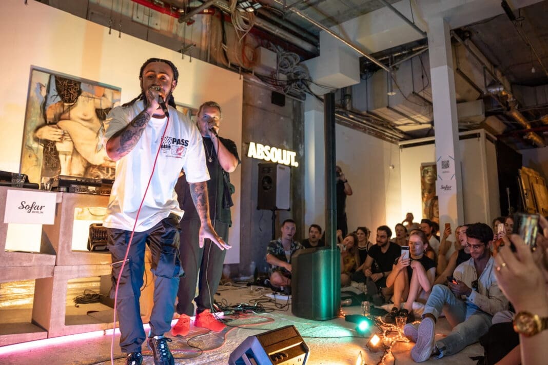 DEEDS NEWS CSR.ART - Sofar Sounds 2024 - photo shotbylarita - 1