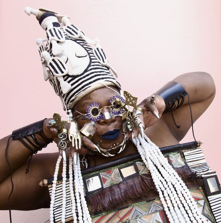 DEEDS NEWS-Humboldt Forum-Albert Ibokwe Khoza-c-African entertainers